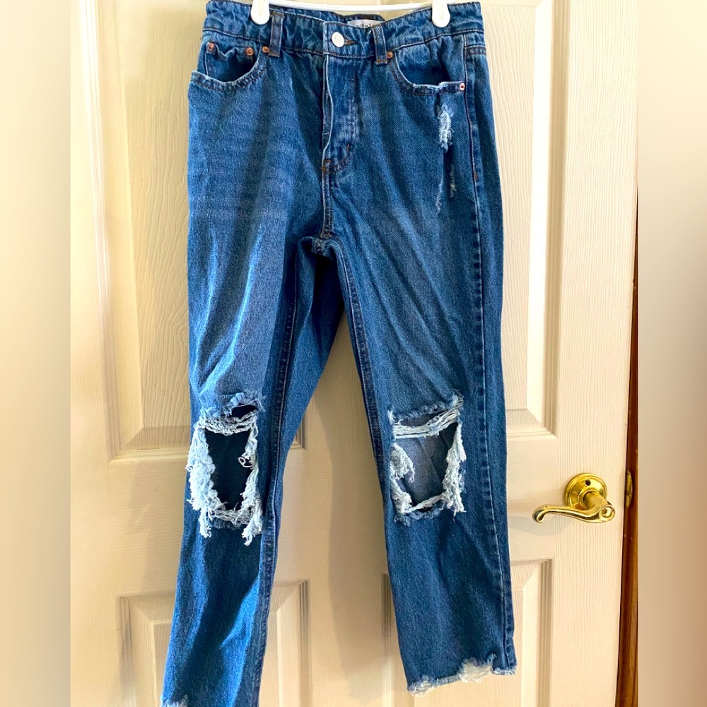 Ripped Boyfriend Jeans